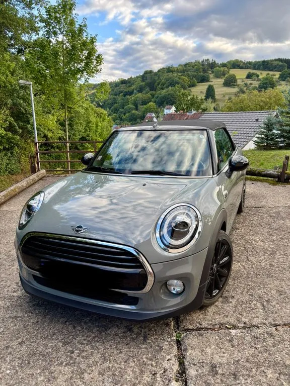 MINI Cooper Cabrio
