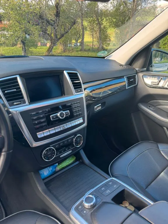 Mercedes-Benz ML 350
