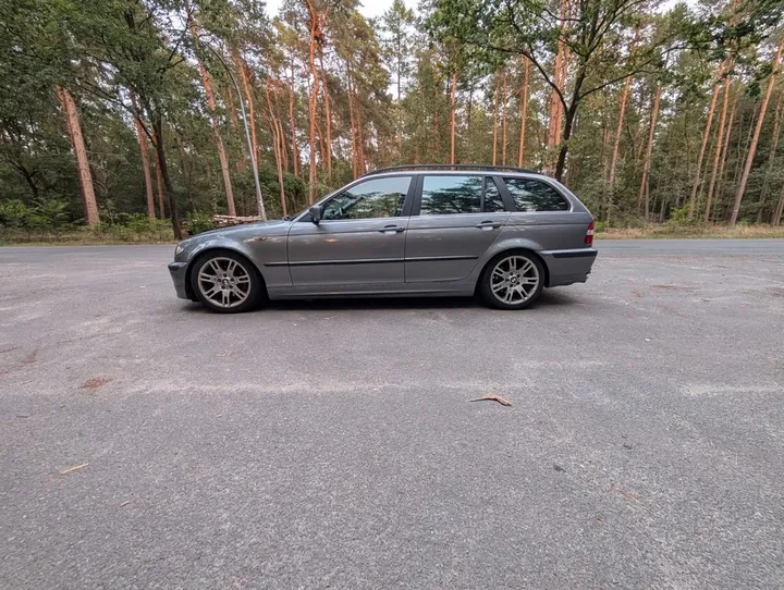 BMW 325