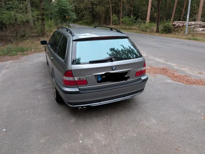 BMW 325