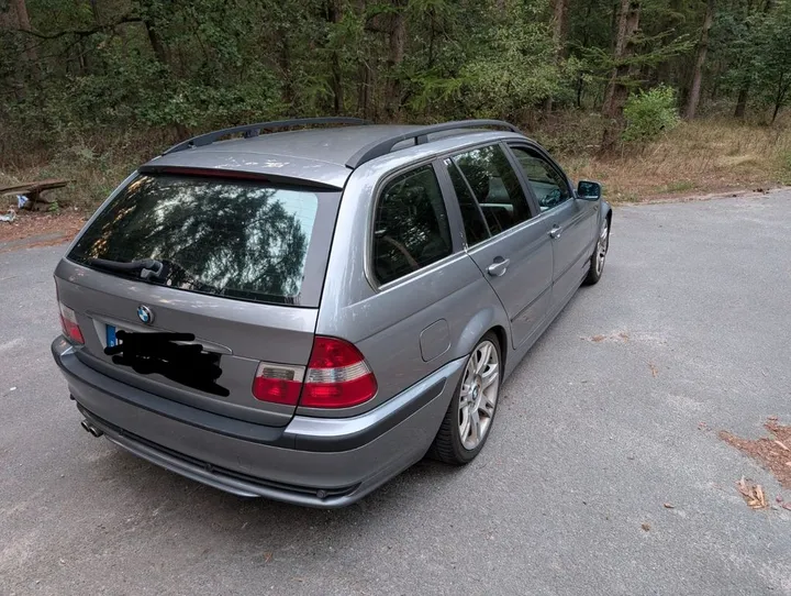 BMW 325