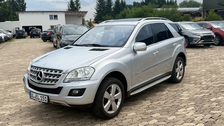 Mercedes-Benz ML 320