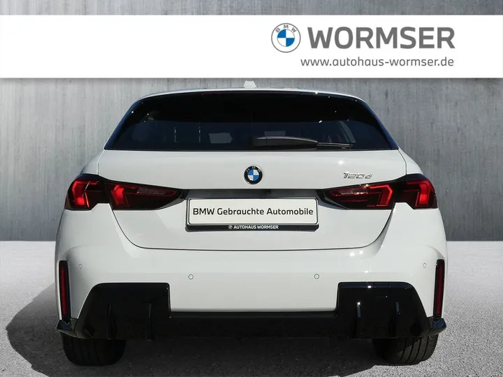 BMW 120