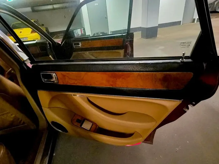 Jaguar X-Type