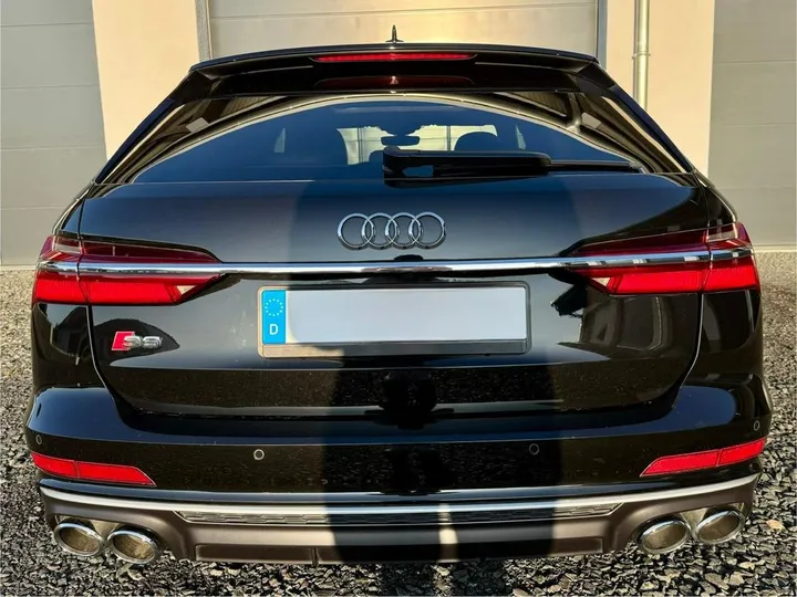 Audi S6