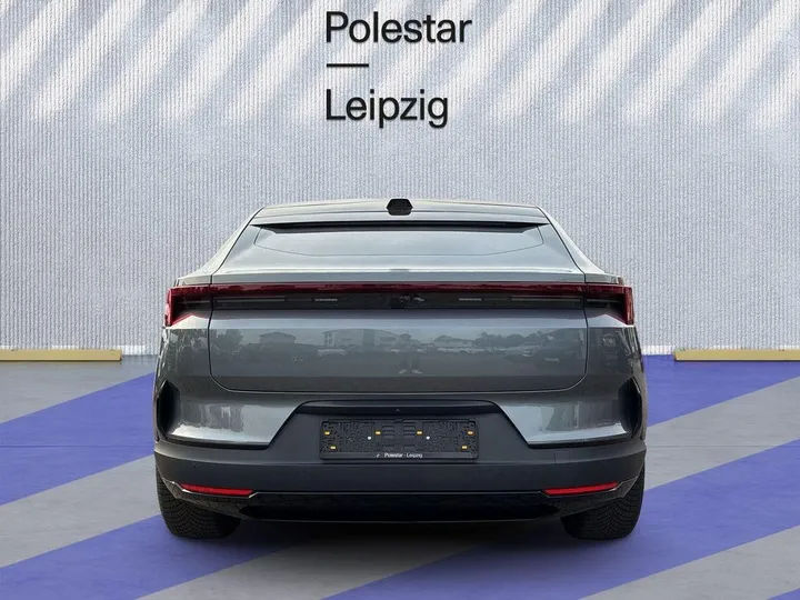Polestar 4