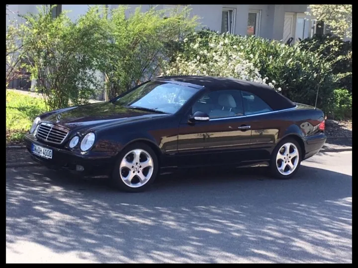 Mercedes-Benz CLK 230