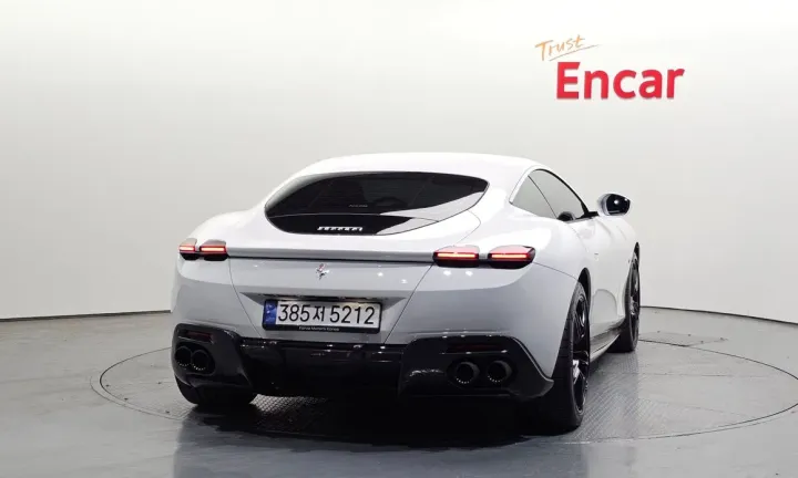 Ferrari Roma