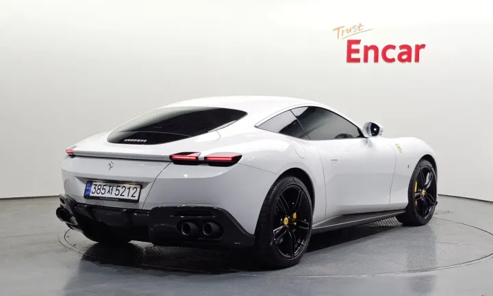 Ferrari Roma