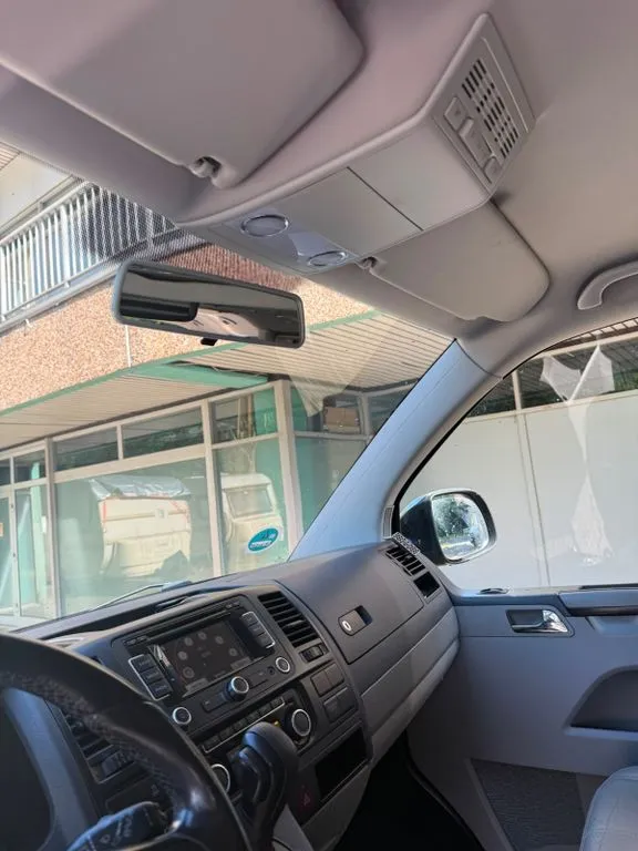 Volkswagen T5 Caravelle