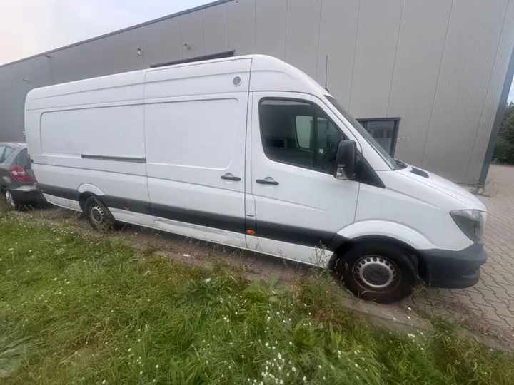 Mercedes-Benz Sprinter