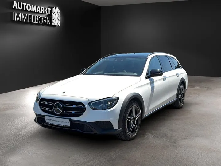 Mercedes-Benz E 200