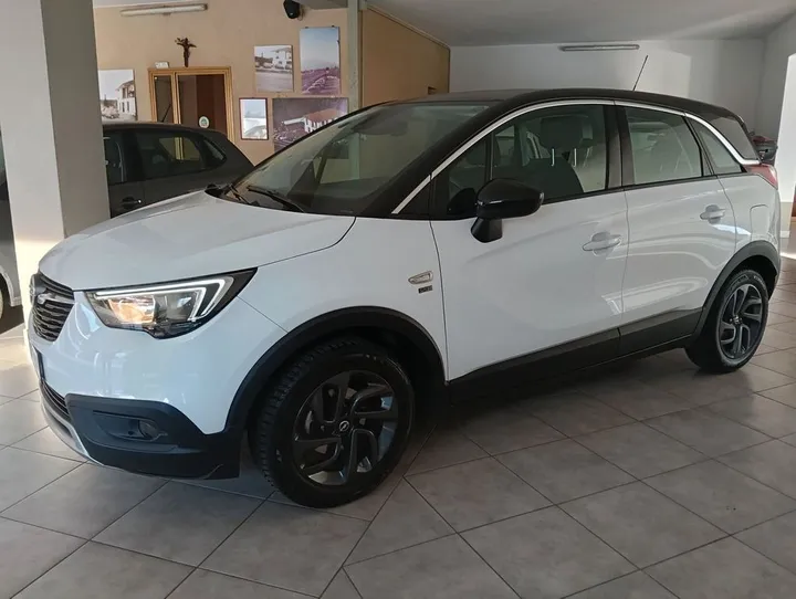 Opel Crossland (X)