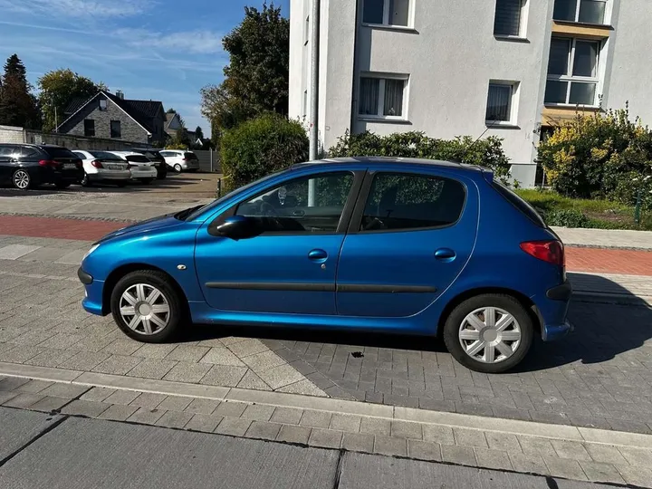 Peugeot 206