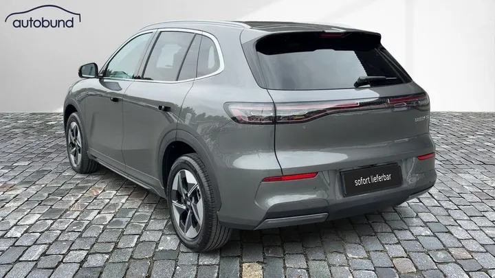 Geely E5