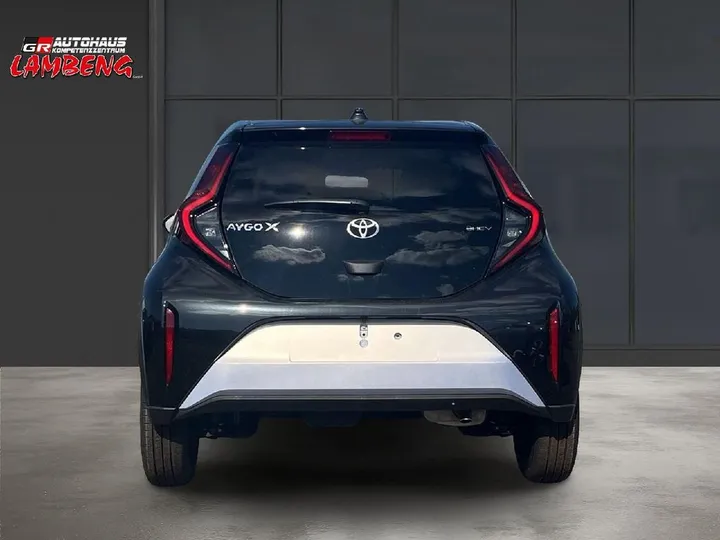 Toyota Aygo (X)