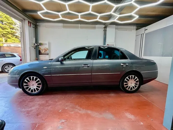 Lancia Thesis