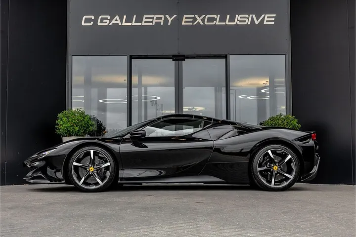 Ferrari SF90