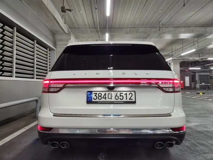 Lincoln Aviator