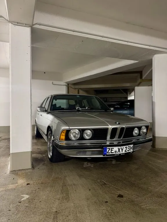 BMW 730