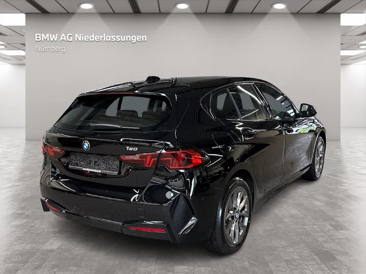 BMW 120