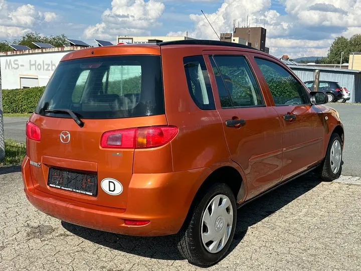 Mazda 2