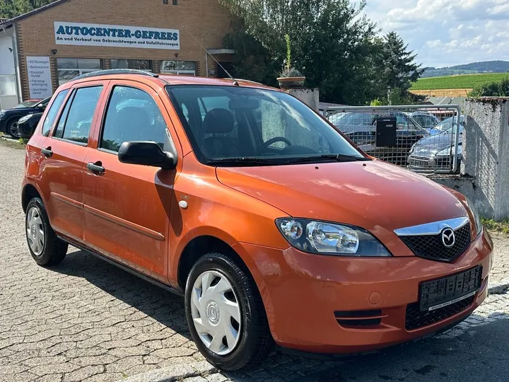 Mazda 2