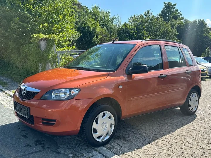 Mazda 2