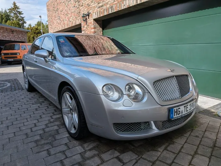 Bentley Continental Flying Spur