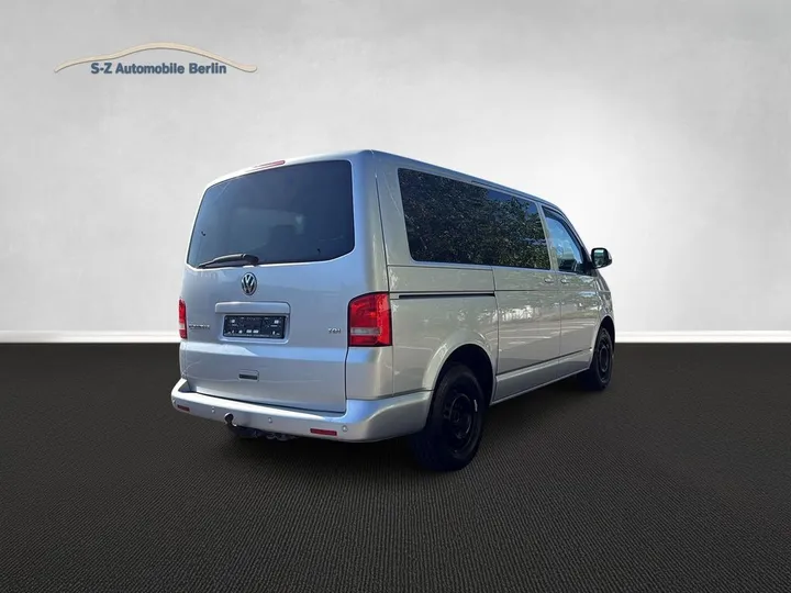 Volkswagen T5 Caravelle