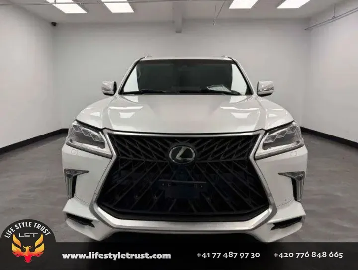 Lexus LX 570