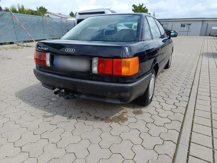 Audi 80
