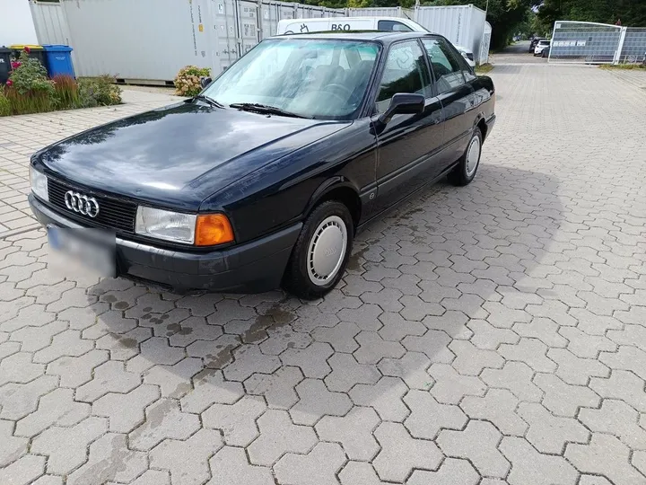Audi 80