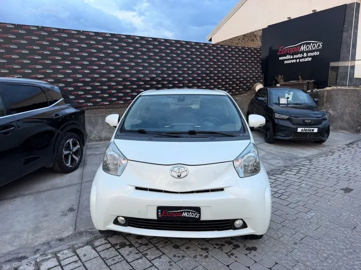 Toyota IQ