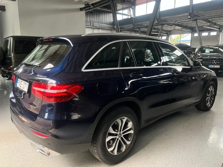 Mercedes-Benz GLC 220