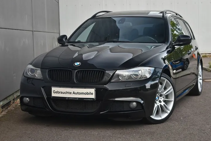 BMW 330