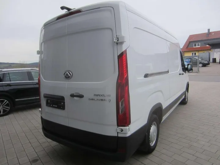 Maxus Deliver 9