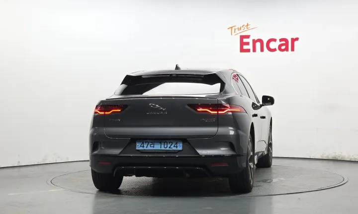 Jaguar I-PACE