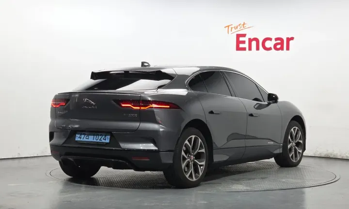 Jaguar I-PACE