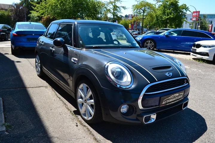 MINI Cooper SD