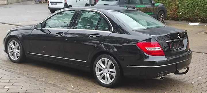 Mercedes-Benz C 200