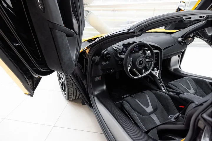 McLaren 750S