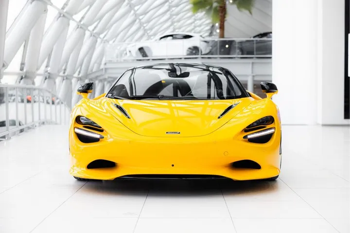 McLaren 750S