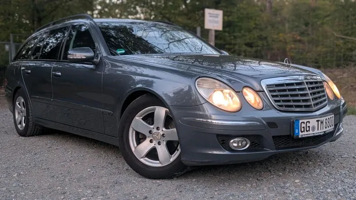 Mercedes-Benz E 280