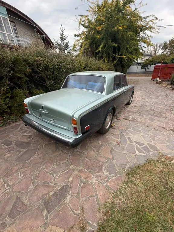 Rolls-Royce Silver Shadow