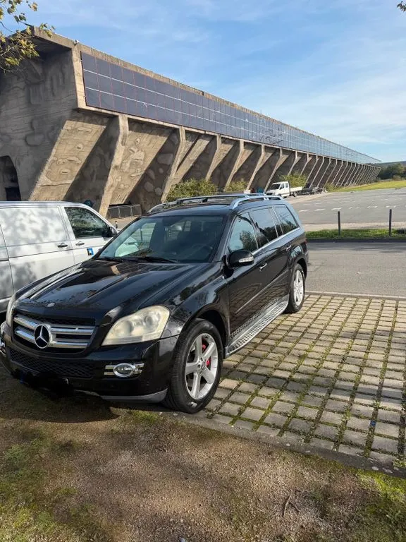 Mercedes-Benz GL 320