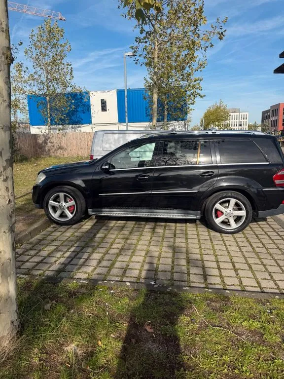 Mercedes-Benz GL 320