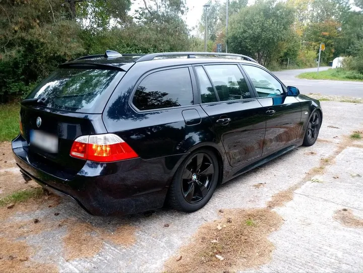 BMW 525