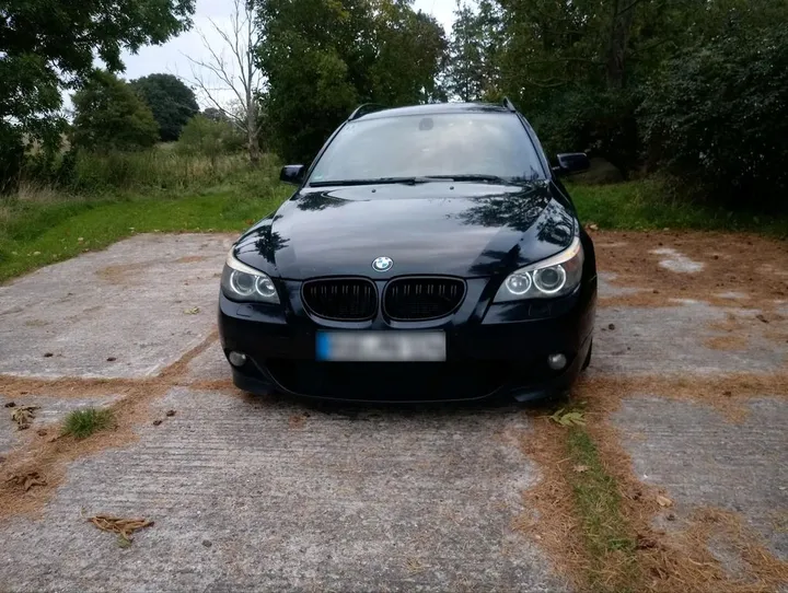 BMW 525