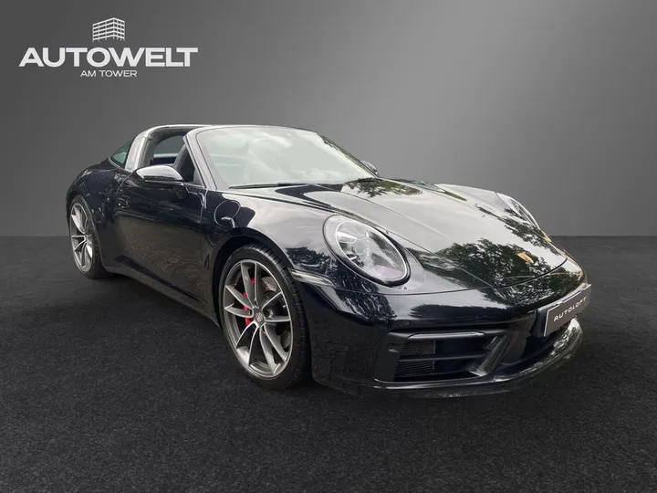 Porsche 992